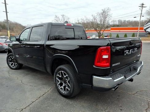 Used 2025 RAM 1500 Laramie image 16