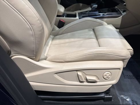 Used 2021 Audi Q5 Prestige image 41