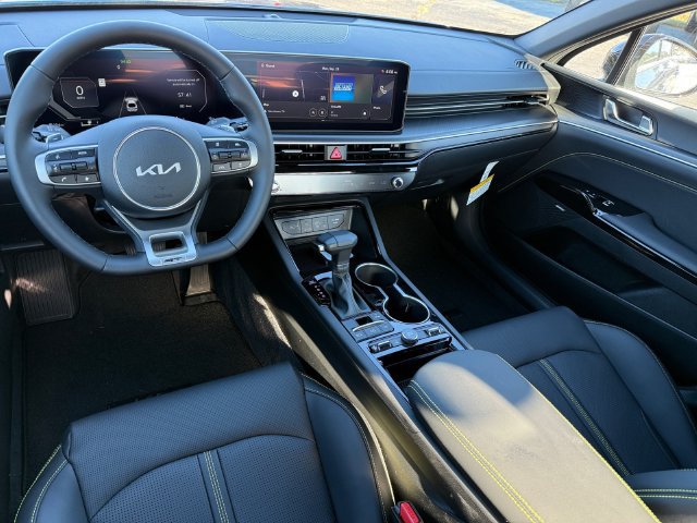 New 2027 Kia K5 GT FWD image 13
