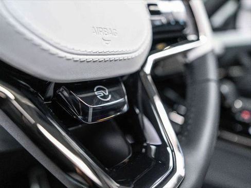 New 2025 Land Rover Range Rover Sport SV Edition Two image 17