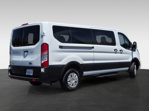 Used 2023 Ford Transit 350 XLT RWD image 5