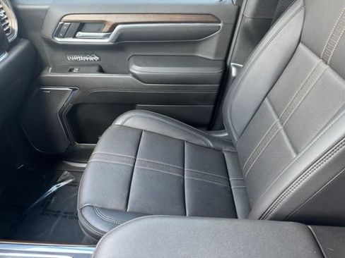 Certified 2024 Chevrolet Silverado 1500 High Country AWD/4WD image 23