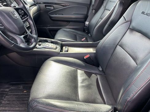 Used 2020 Honda Pilot Black Edition image 23