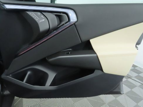 Used 2025 BMW X3 xDrive30i w/ Premium Package image 26