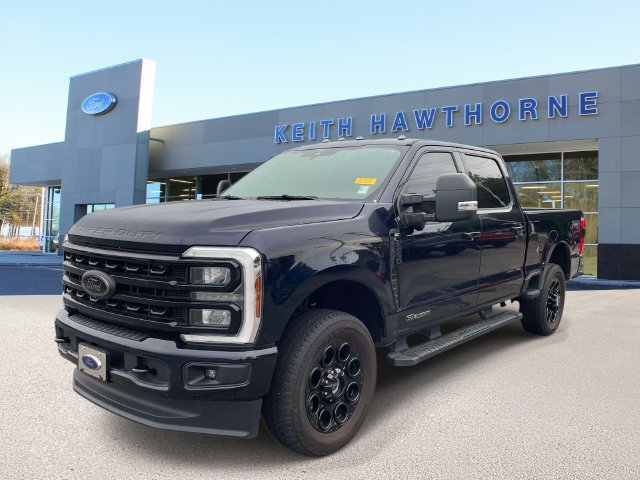 Certified 2024 Ford F250 XLT w/ Black Appearance Package AWD/4WD image 3