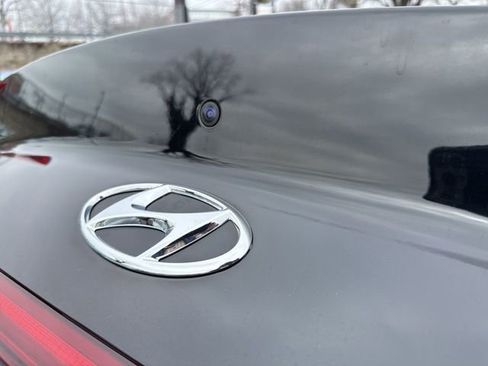 Certified 2023 Hyundai Sonata SEL w/ Preferred Accessory Package image 11