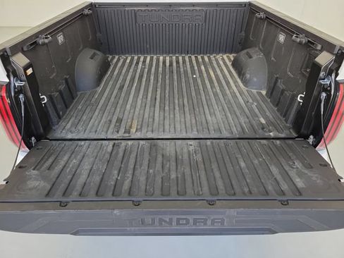 Used 2026 Toyota Tundra Limited AWD/4WD image 9
