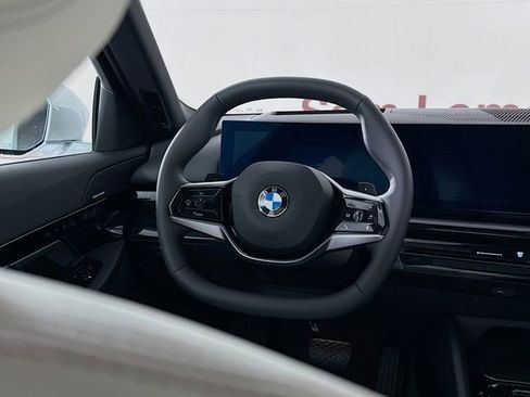 New 2026 BMW 530i xDrive w/ Premium Package image 11