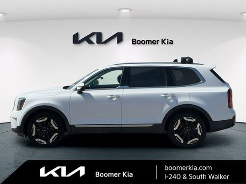Certified 2025 Kia Telluride S AWD/4WD image 8
