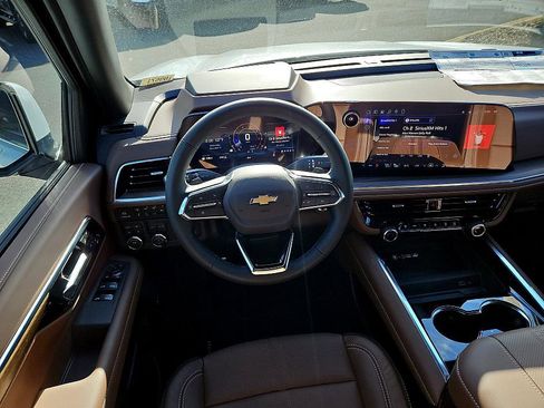New 2026 Chevrolet Suburban High Country w/ Sun And Tow Package image 13