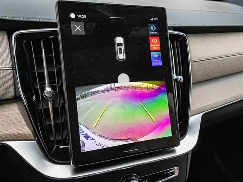 New 2026 Volvo XC90 B5 Core image 34