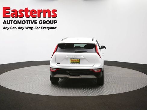 Used 2023 Kia Niro Wind w/ Wind Preserve Package FWD image 37