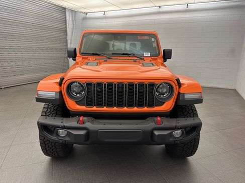 New 2025 Jeep Gladiator Rubicon image 6