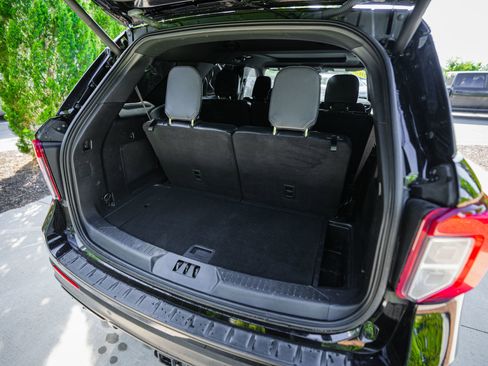 Used 2022 Ford Explorer ST w/ ST Street Pack AWD/4WD image 33