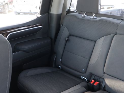 Used 2023 GMC Sierra 1500 Elevation image 12