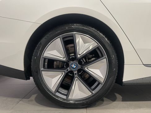 Used 2024 BMW i4 eDrive35 w/ Convenience Package RWD image 9