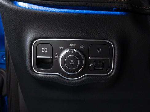 Used 2025 Mercedes-Benz G 63 AMG 4MATIC image 45