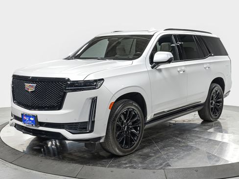 Used 2024 Cadillac Escalade Sport w/ LPO, ONYX Package image 1