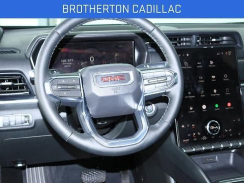 Certified 2025 GMC Terrain Elevation w/ Technology Package II AWD/4WD image 20