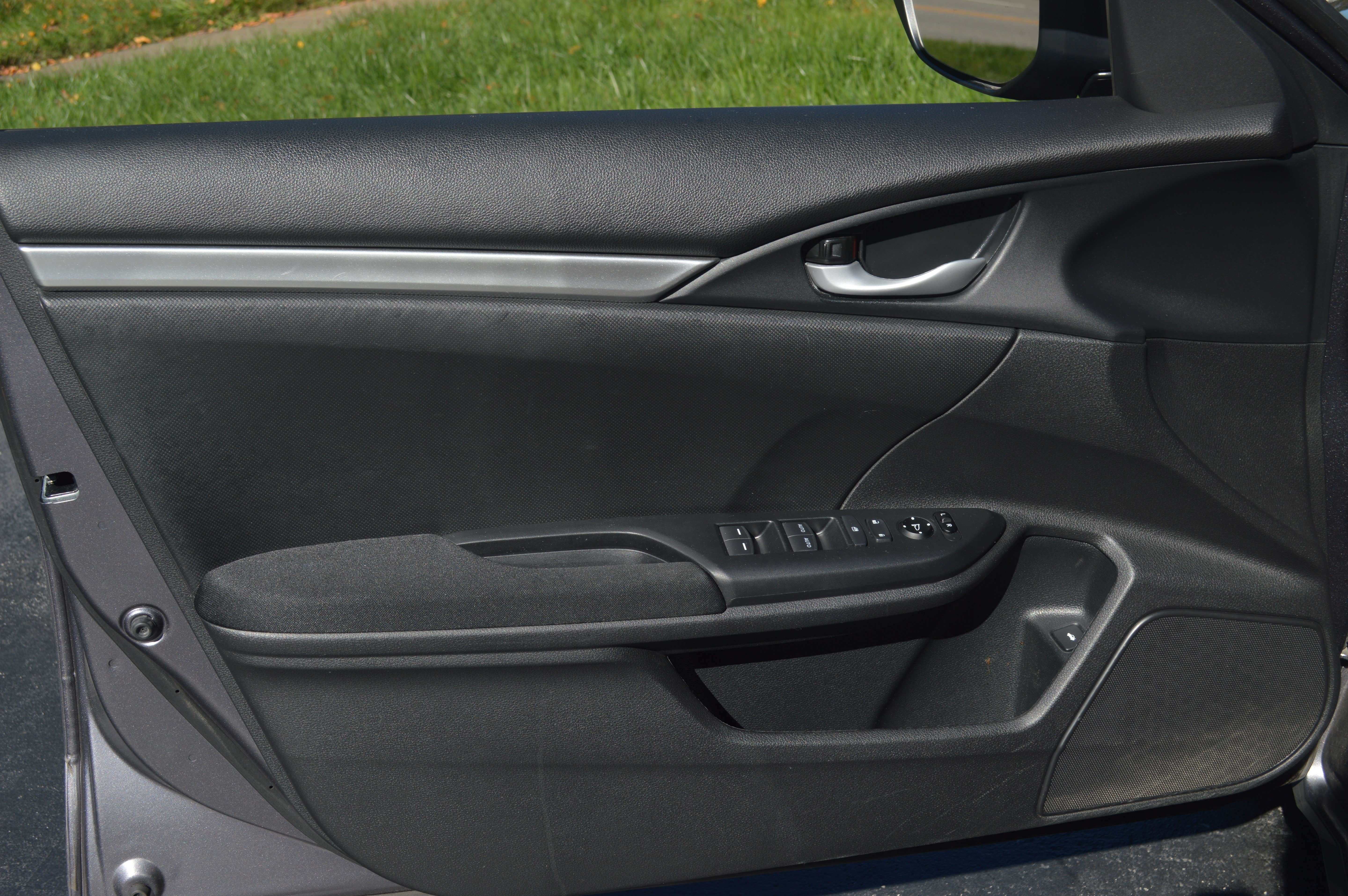 Used 2020 Honda Civic LX image 13
