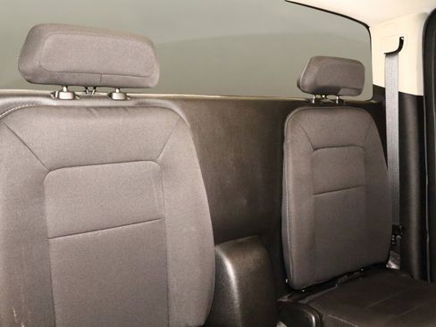 Used 2022 Chevrolet Colorado LT w/ Safety Package image 17