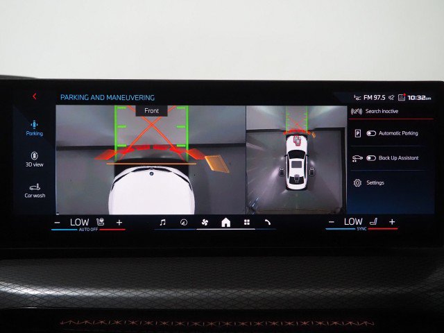 Used 2025 BMW M340i w/ Premium Package RWD image 30