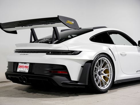 Used 2025 Porsche 911 GT3 RS image 44