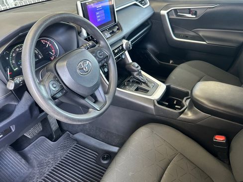 Certified 2023 Toyota RAV4 XLE FWD image 9