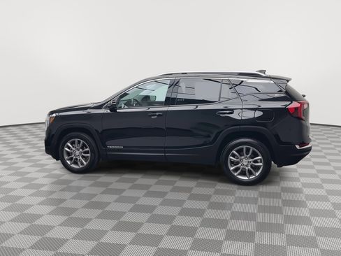 Certified 2024 GMC Terrain SLT image 37