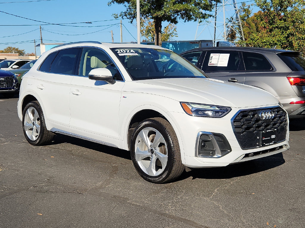 Certified 2024 Audi Q5 2.0T Premium Plus AWD/4WD image 2