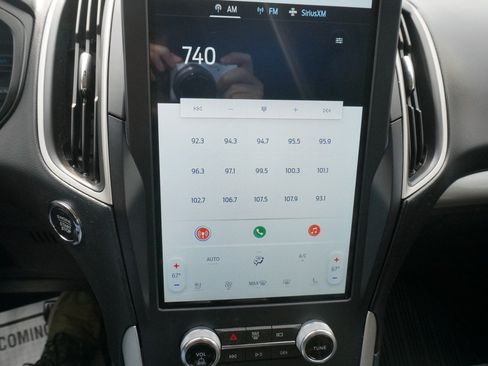 Used 2023 Ford Edge SEL w/ Convenience Package AWD/4WD image 12