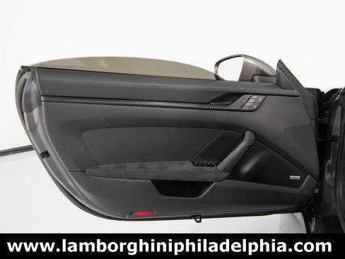 Used 2022 Porsche 911 Carrera 4 GTS image 11