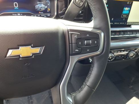 Used 2024 Chevrolet Silverado 1500 LT AWD/4WD image 20