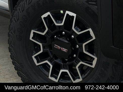 New 2026 GMC Sierra 2500 AT4X AWD/4WD image 9