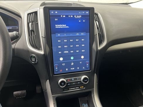 Used 2024 Ford Edge SEL w/ Convenience Package image 15