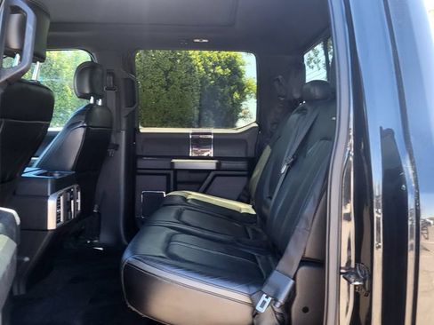 Used 2015 Ford F150 Platinum w/ Equipment Group 701A Luxury AWD/4WD image 23