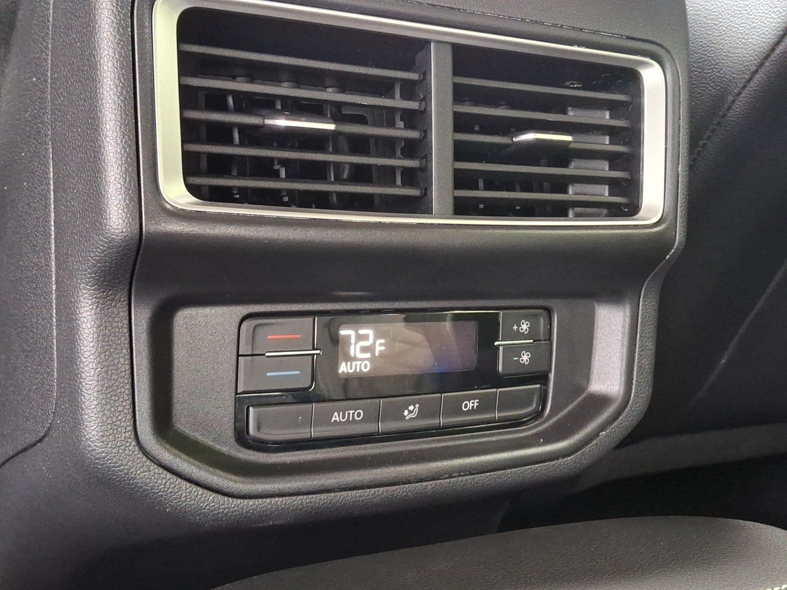 Certified 2024 Volkswagen Atlas SE AWD/4WD image 13