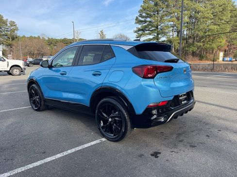 Used 2025 Buick Encore GX Sport Touring w/ Comfort Package image 7