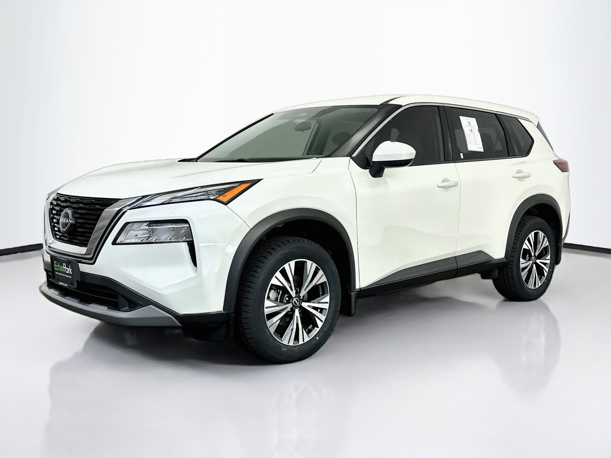 Used 2023 Nissan Rogue SV AWD/4WD image 3