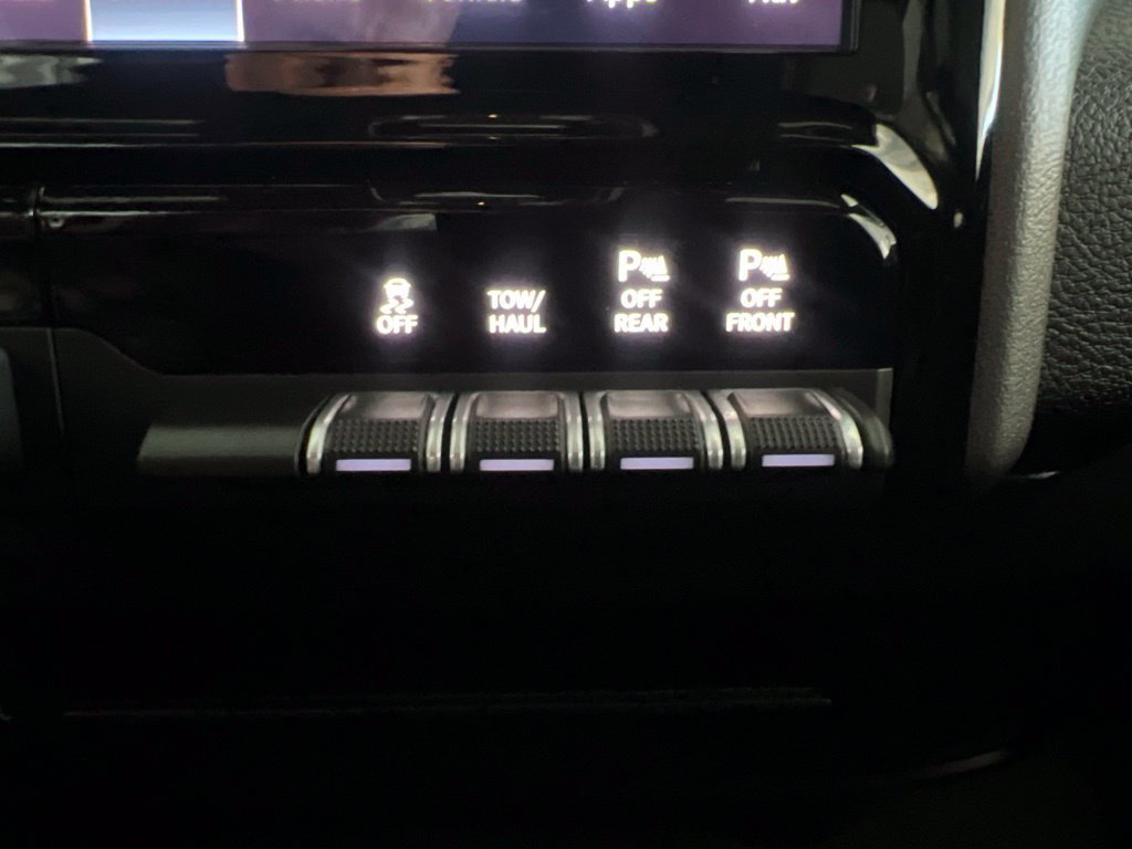 Used 2025 RAM 2500 Big Horn AWD/4WD image 63