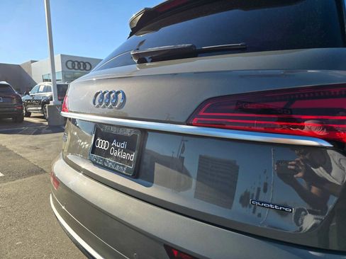 Certified 2025 Audi Q5 2.0T Premium image 15