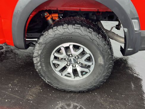 Used 2022 Ford F150 Raptor w/ Equipment Group 801A High AWD/4WD image 36