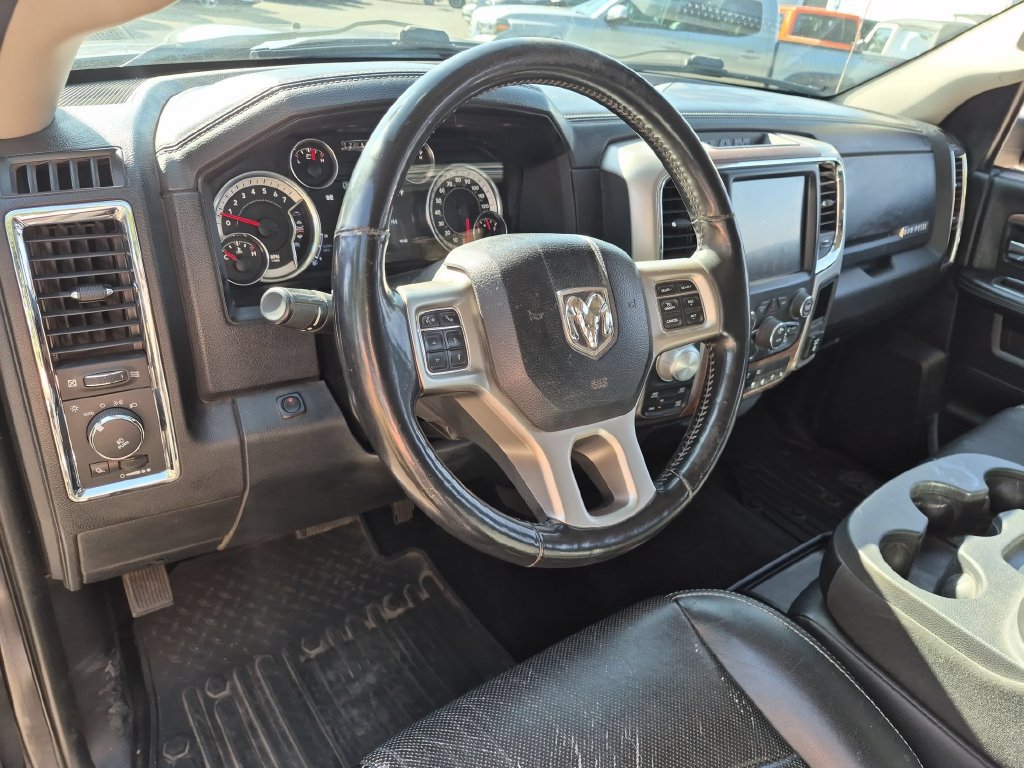 Used 2015 RAM 1500 Laramie w/ Convenience Group AWD/4WD image 13