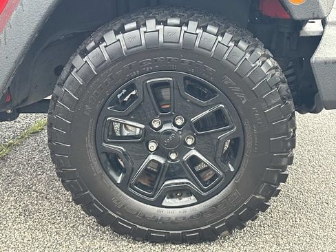 Used 2017 Jeep Wrangler Unlimited Sport AWD/4WD image 10