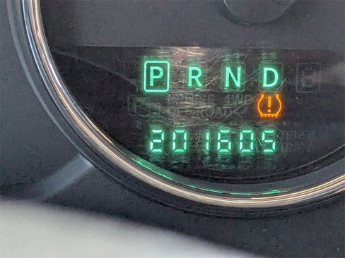 Used 2012 Jeep Wrangler Sahara w/ Connectivity Group image 28