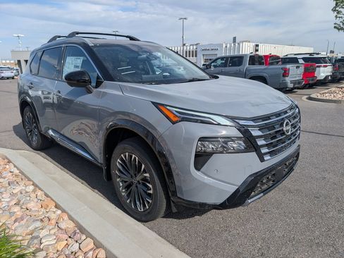 New 2026 Nissan Rogue Platinum w/ Platinum Premium Package AWD/4WD image 4