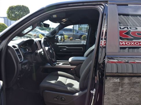 Used 2019 RAM 1500 Big Horn AWD/4WD image 18