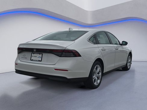 New 2026 Honda Accord LX image 5