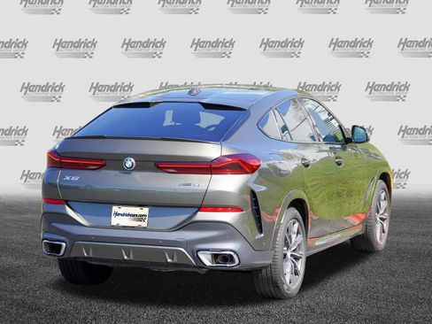 Used 2026 BMW X6 xDrive40i AWD/4WD image 8