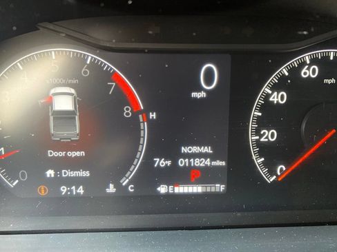 Used 2025 Honda Ridgeline Black Edition image 5